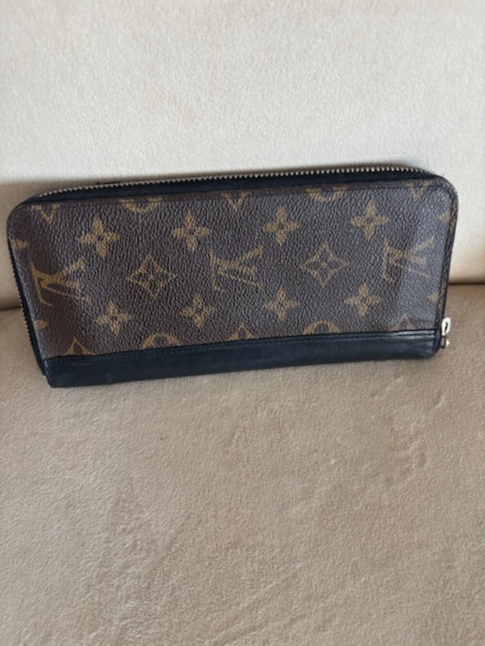 Louis Vuitton Macassar Vertical Monogram